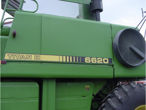 Комбайн John Deere 6620 TITAN II (1988)