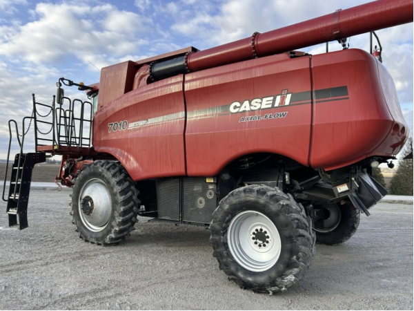 Комбайн Case IH 7010 Axial Flow (2009)