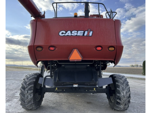 Комбайн Case IH 7010 Axial Flow (2009)