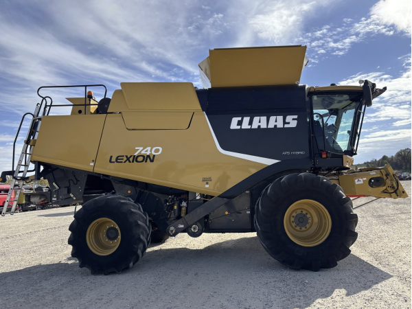 Комбайн Claas Lexion 740 (2012)