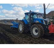 Трактор New Holland T7040