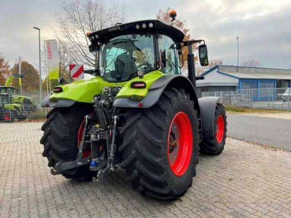 Трактор Claas Axion 830 (2023)