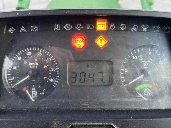 Трактор John Deere 6200 (1995)