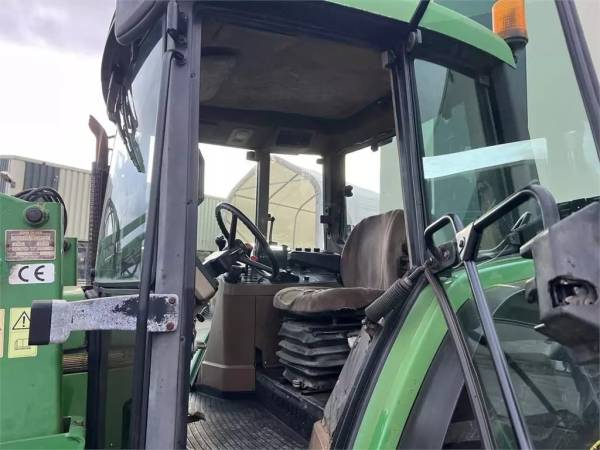 Трактор John Deere 6200 (1995)