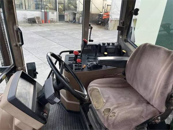 Трактор John Deere 6200 (1995)