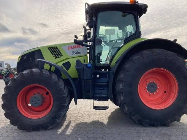 Трактор Claas Axion 870 (2018)