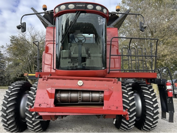 Комбайн Case IH 6130 (2012)