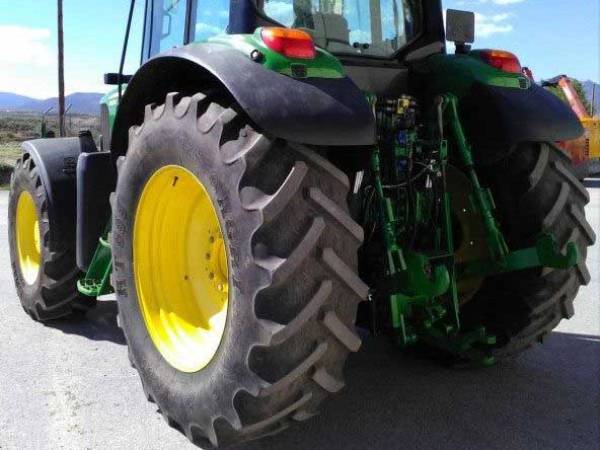 Трактор John Deere 6830 (2009)