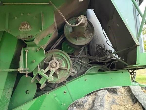 Комбайн John Deere 9400 (1991)
