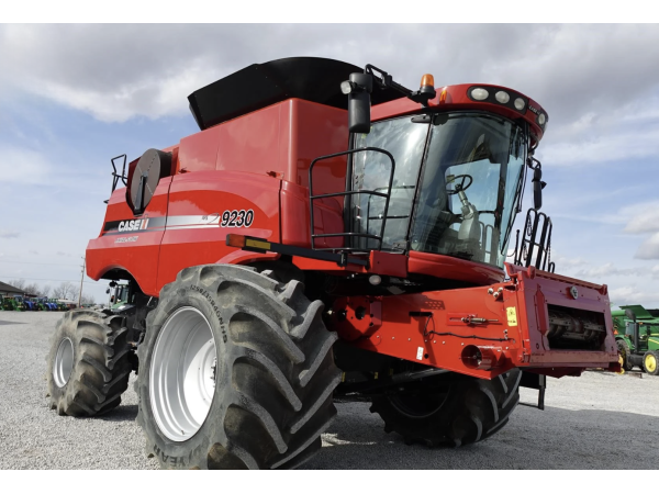 Комбайн Case IH 9230 (2013)