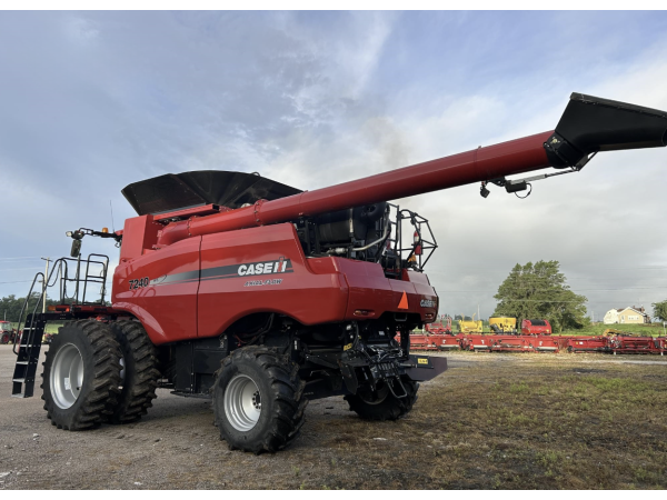 Комбайн Case IH 7240 (2016)