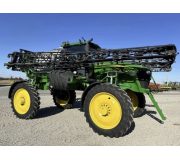 Самохідний обприскувач John Deere 4830