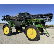 Самоходный опрыскиватель John Deere 4830