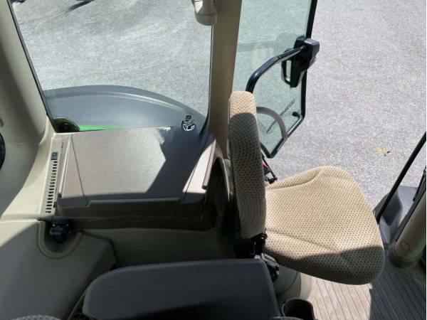 Трактор John Deere 6230 R (2022)