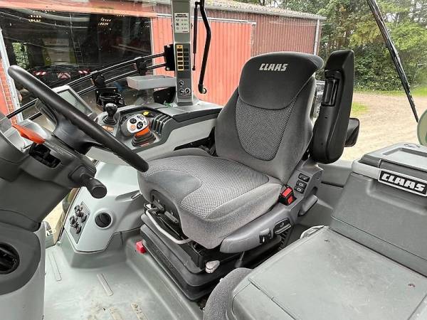 Трактор Claas Axion 950 (2016)