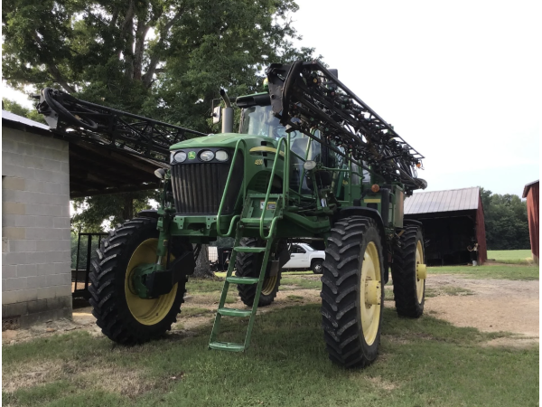 Самохідний обприскувач John Deere 4830 (2009)