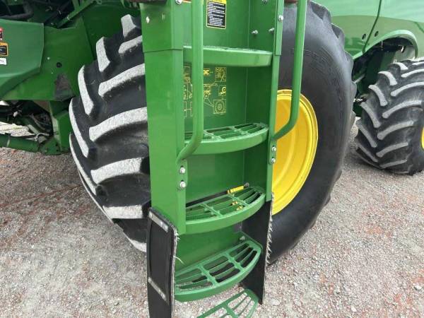 Комбайн John Deere S690 (2015)