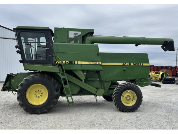 Комбайн John Deere 6620 TITAN II (1985)
