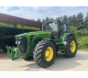 Трактор John Deere 8330