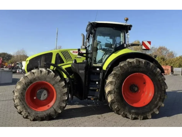 Трактор Claas Axion 960 (2024)