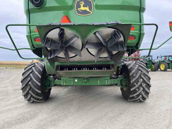 Комбайн John Deere S690  (2017)