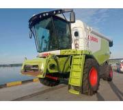 Комбайн Claas Lexion 740
