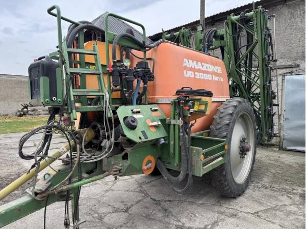 Причіпний обприскувач Amazone UG 3000 Nova (2006)