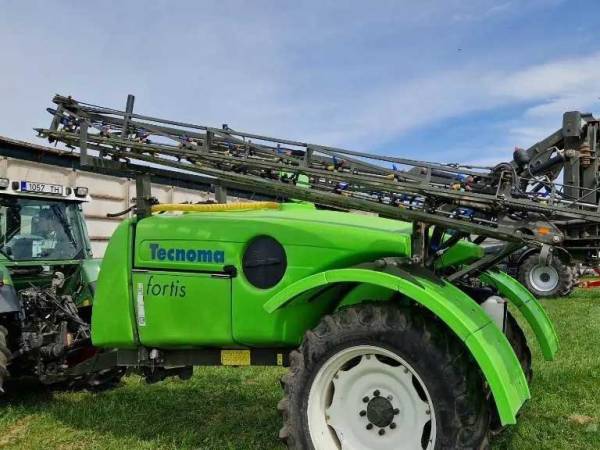 Причіпний обприскувач Tecnoma Fortis 3324 (2008)