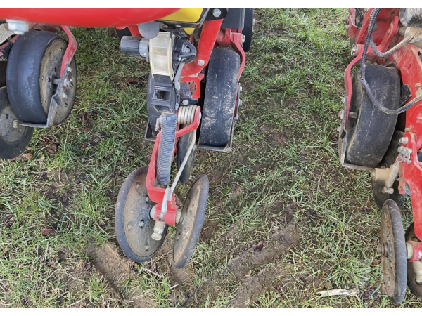 Сеялка Vaderstad Tempo TPV 12 (2015)