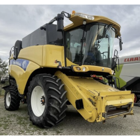 Комбайн New Holland CX8090 (2011)