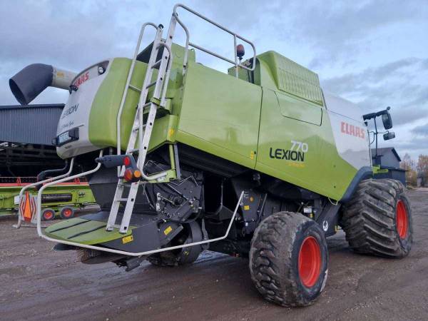 Комбайн Claas Lexion 770 (2011)
