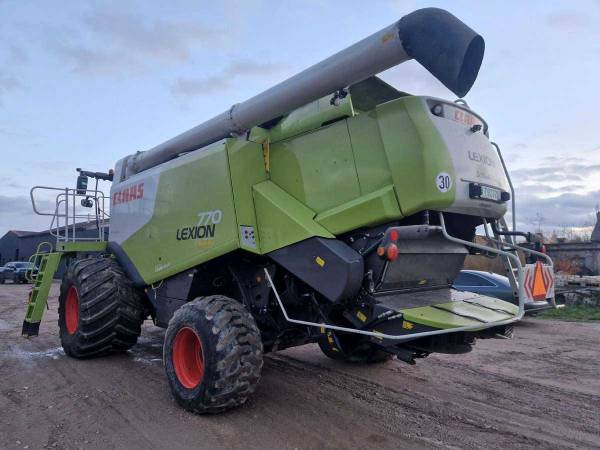Комбайн Claas Lexion 770 (2011)