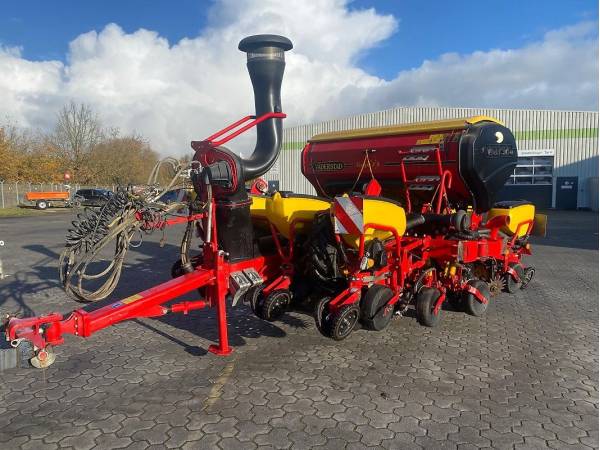 Сівалка точного висіву Vaderstad Tempo TPF 8 (2014)