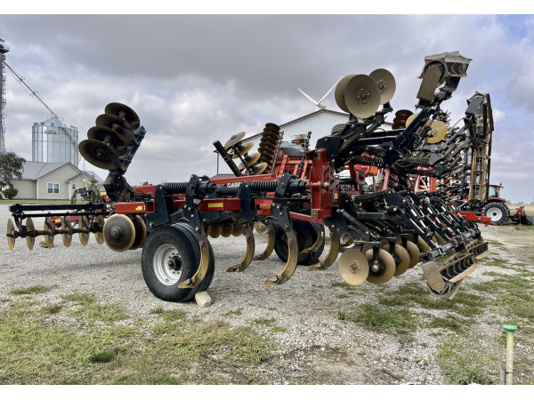 Глибокорозпушувач CASE IH ECOLO-TIGER 875 (2016)