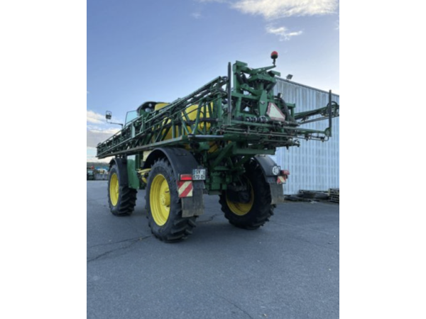 Самоходный опрыскиватель John Deere r4040i (2015)