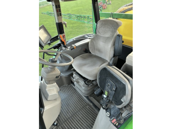 Самоходный опрыскиватель John Deere r4040i (2015)