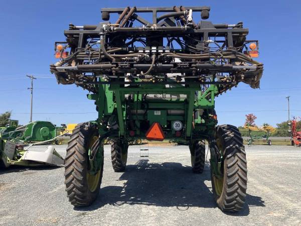 Самохідний обприскувач John Deere 4730 (2014)