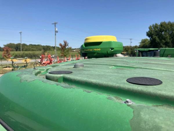 Самохідний обприскувач John Deere 4730 (2014)