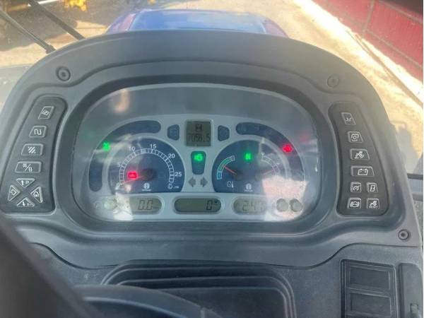 Трактор New Holland T7550 (2008)