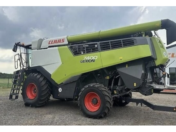 Комбайн Claas Lexion 7400 (2021)