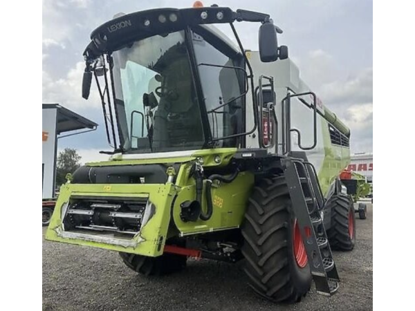 Комбайн Claas Lexion 7400 (2021)