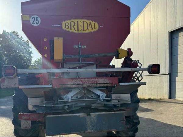 Розкидач добрив Bredal K105LB (2012)