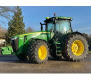 Трактор John Deere 8335R