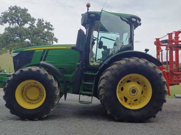 Трактор John Deere 7200R (2012)