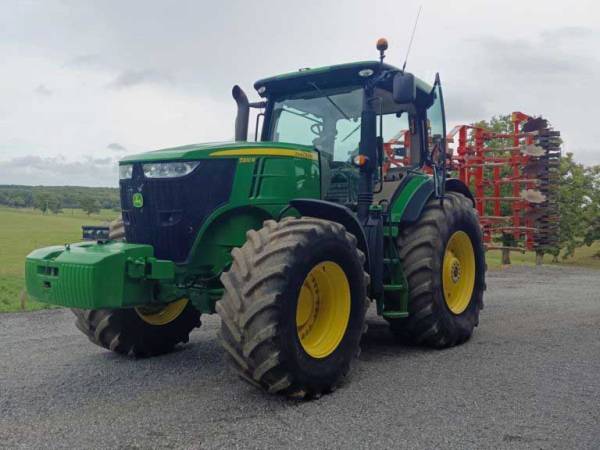 Трактор John Deere 7200R (2012)