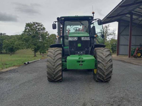 Трактор John Deere 7200R (2012)