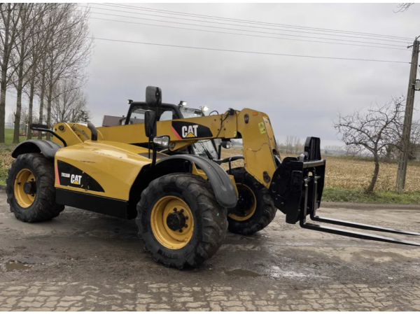 Погрузчик Caterpillar TH330B (2008)