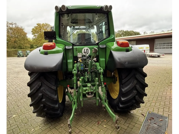Трактор John Deere 6330 Premium (2008)