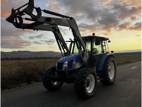 Трактор New Holland T 5050 (2010)