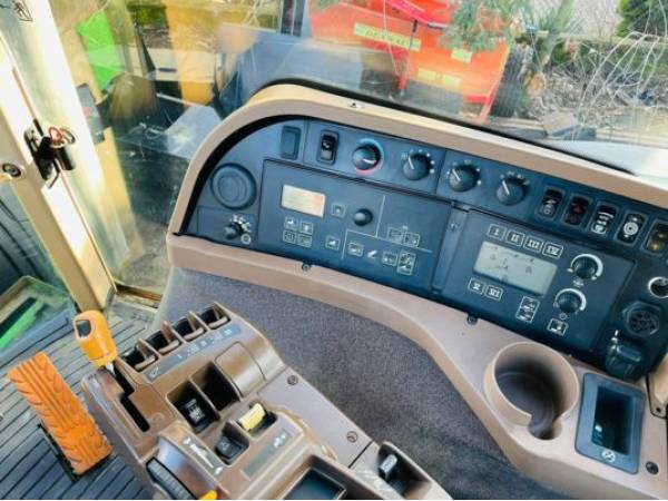 Трактор John Deere 8130 (2008)